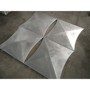 Hyperbolic plate